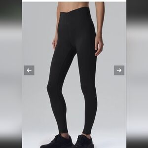 Alo Yoga Airlift Leggings
